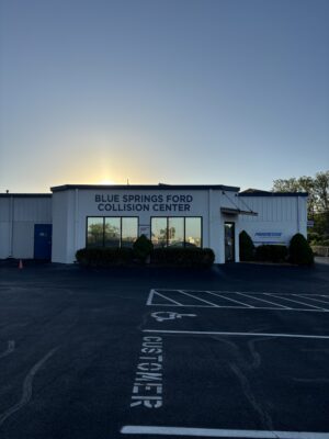 FOR IMMEDIATE RELEASE: Blue Springs Ford Collision Center Earns Official Certification